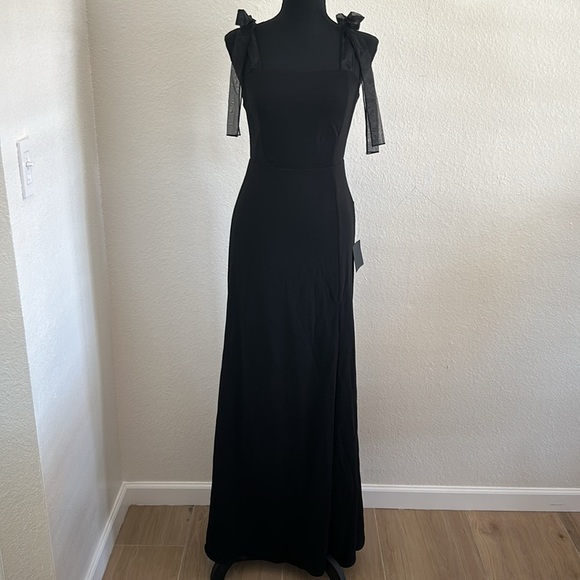 NWT Lulu’s Beloved Elegance Black Tie-Strap Mermaid Maxi Dress Size Small - Picture 7 of 13